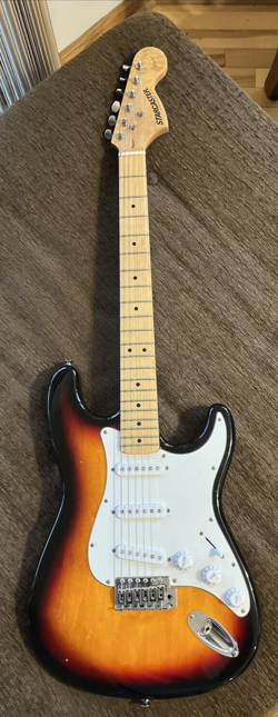 FENDER STARCASTER STRAT 6 STRING ELECTRIC GUITAR SUNBURST