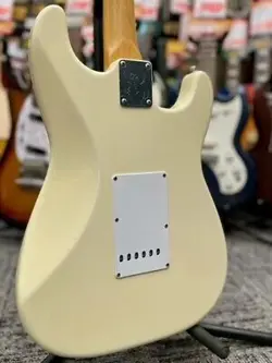 FENDER  JIMI HENDRIX TRIBUTE STRATOCASTER -OLYMPIC WHITE- 1997