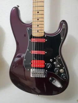 2010 FENDER STRATOCASTER