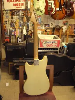 FENDER MUSTANG (1965) USED ELECTRIC GUITAR