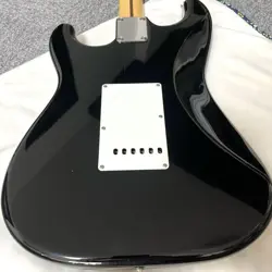 STRATOCASTER FUJIGEN SAFE