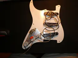 GENUINE FENDER PARTS