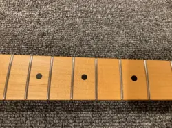 MODIFIED STRATOCASTER NECK
