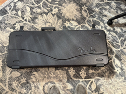 FENDER AMERICAN DELUXE MOLDED CASE 2023 MINT CONDITION STRAT/TELE HARDCASE