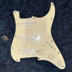 2000 STARCASTER BY  FENDER LOADED PICKUP