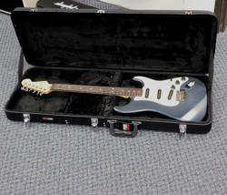 2004 FENDER STANDARD STRATOCASTER ELECTRIC GUITAR W/ CASE! GUN METAL BLUE! NICE!