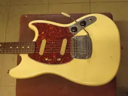 FENDER MUSTANG 1965 SAFE DELIVERY FROM JAPAN