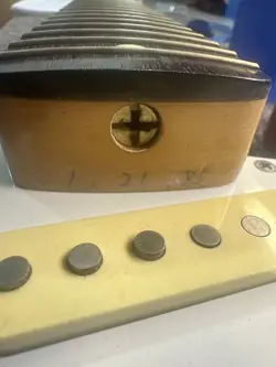 FENDER 62 STRATOCASTER