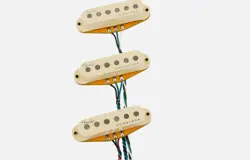 STRATOCASTER SSS STRAT