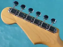 FENDER JAPAN ST54-LTD NO.DG1612