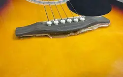 ACOUSTIC FENDER GUITAR