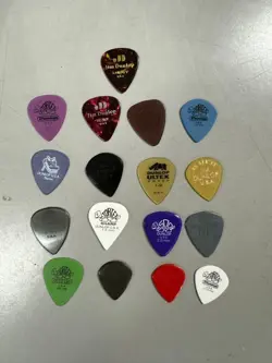 DUNLOP GIBSON FENDER