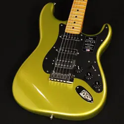 FENDER / AMERICAN ULTRA II STRATOCASTER HSS MAPLE SOLAR FLARE S/N:US240020911
