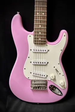 PINK FENDER SQUIER STRATOCASTER MINI ELECTRIC GUITAR
