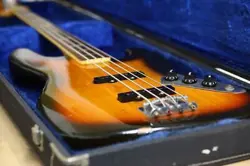 1978 FRETLESS SUNBURST