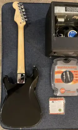 BUNDLE WITH FENDER