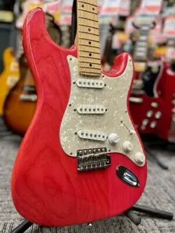 FENDER JAPAN ST57/ASH-TRP-2007-2010 (2000S)