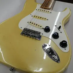 FENDER ST57-140YM STRATOCASTER TYPE