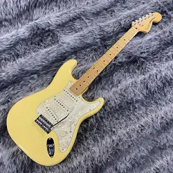 FENDER DELUXE ROADHOUSE STRATOCASTER VINTAGE WHITE
