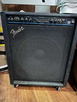 FENDER BXR 200