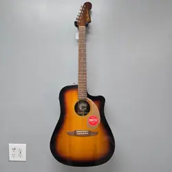 FENDER REDONDO PLAYER ACOUSTIC GUITAR SUNBURST FINISH MOVING SALE