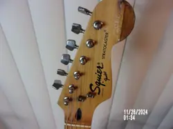 SQUIER HSS STRATOCASTER