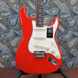 STRATOCASTER SSS CORAL