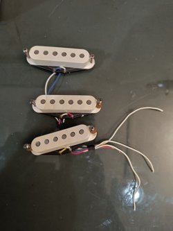2001 FENDER USA AMERICAN STANDARD STRATOCASTER PICKUP SET ALNICO V