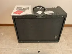 FENDER GEORGE BENSON HOT ROD DELUXE 40W TUBE GUITAR COMBO AMP BLK