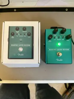 FENDER MARINE LAYER REVERB PEDAL (W ADAPTER)