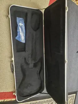 FENDER STRATOCASTER ELITE