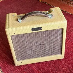 TWEED CHAMP AMPLIFIER