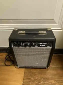 FENDER STARCASTER FENDER 15G GUITAR AMP INPUT 120V-60HZ 28W TYPE PR:357