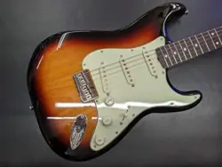 FENDER ROBERT CRAY STRATOCASTER (2023)