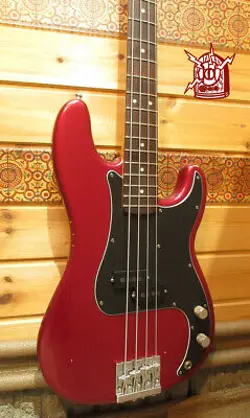 FENDER NATE MENDEL P BASS (2012)