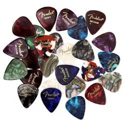 FENDER PREMIUM PICKS SAMPLER - 24 PACK INCLUDES THIN MEDIUM & HEAVY GAUGES