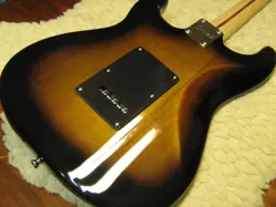 STRATOCASTER HSS TOBACCO