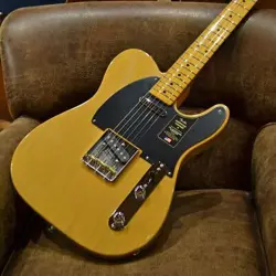 FENDER AMERICAN VINTAGE II 1951 TELECASTER BUTTERSCOTCH BLONDE 3.31KG #GG689