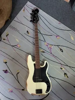 CUSTOM FENDER SQUIER PRECISION P BASS W/ EMG GEEZER BUTLER SIGNATURE PICKUPS
