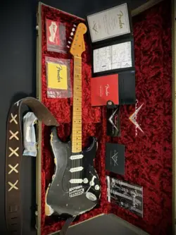 DAVID GILMOUR-INSPIRED