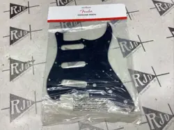 GENUINE FENDER STRATOCASTER PICK GUARD PLATE PICKGUARD 11 HOLE
