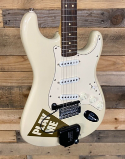 MODIFIED STRATOCASTER W/
