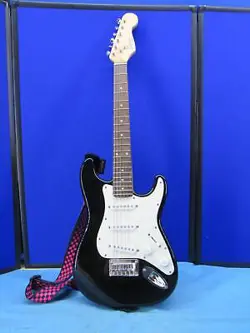 FENDER “SQUIRE” MINI STRATOCASTER