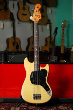 1978 FENDER MUSICMASTER BASS OLYMPIC WHITE FINISH W/OHSC