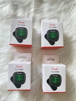 FENDER FT-1 PROFESSIONAL CLIP ON TUNER LOT OF 4