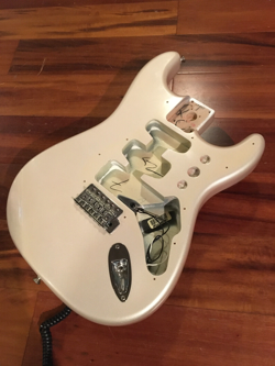 GENUINE FENDER STANDARD STRAT STRATOCASTER BLIZZARD PEARL ALDER BODY WITH BRIDGE