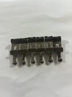 1998 FENDER STRATOCASTER MIM VINTAGE-STYLE BENT BRIDGE SADDLES W/ HW