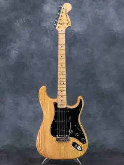FENDER 1979 STRATOCASTER NATURAL / MAPLE USED ELECTRIC GUITAR