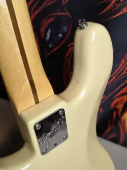 1984 FENDER PRECISION