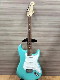 FENDER PLAYER STRATOCASTER USED 2 ELECTRIC GUITAR